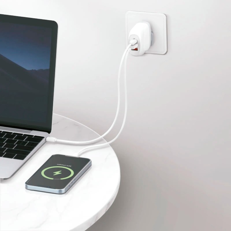 Cargador Viajero VTA Ultra Rápido PD Multivoltaje 65W